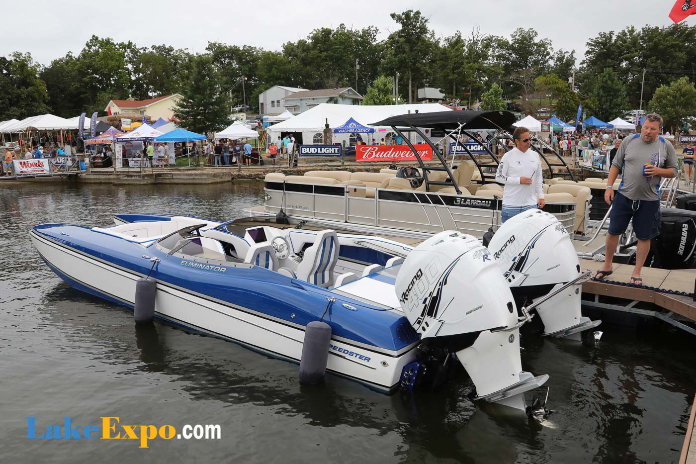 Shootout Boats In The Pits-75.jpg